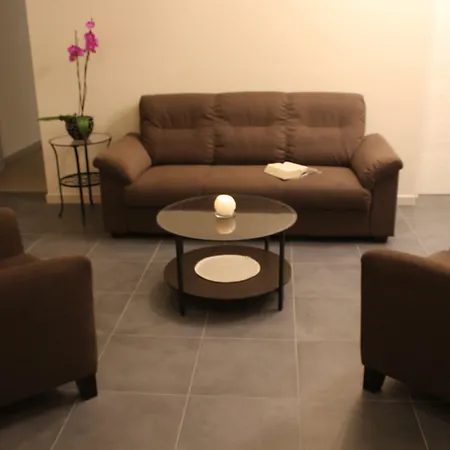 Lasso Bed and Breakfast 4*