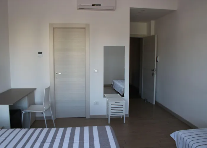 Bed & Breakfast Lasso